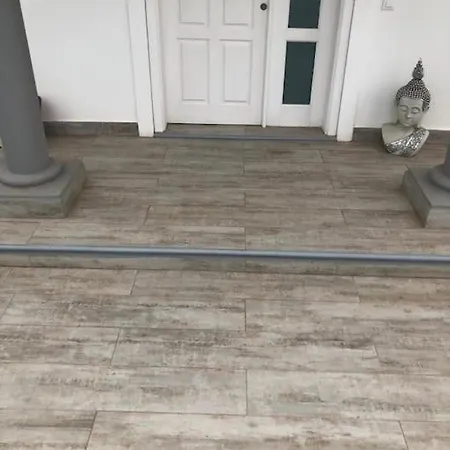 Luxury Alexa * كوراليهو