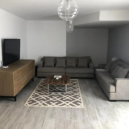 Luxury Alexa فيلة *